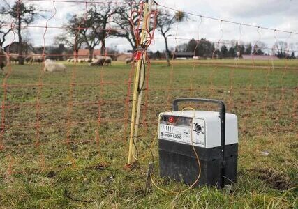 Elektrikli çit makinesi